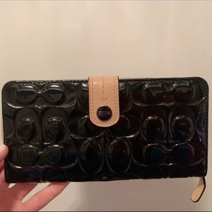 Patten Coach wallet